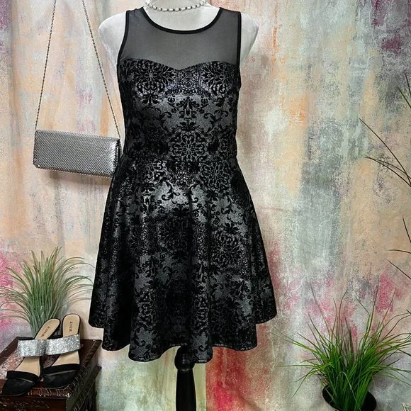 Crushed velvet formal dress hot sale
